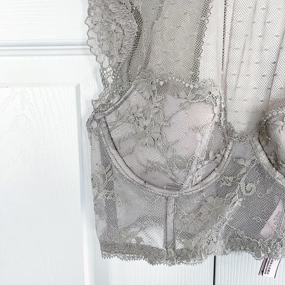 Victoria's Secret Dream Angel High Neck Long Line Lace Lined Demi - Picture 2 of 7